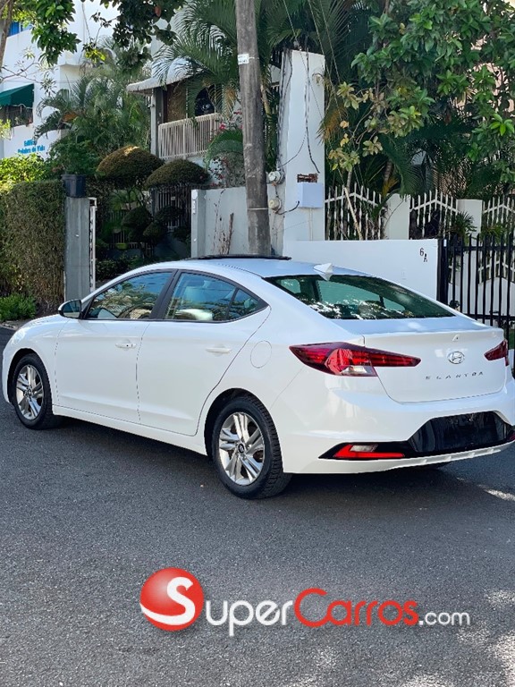 2020 Hyundai Elantra Value Edition — foto 5 / 10