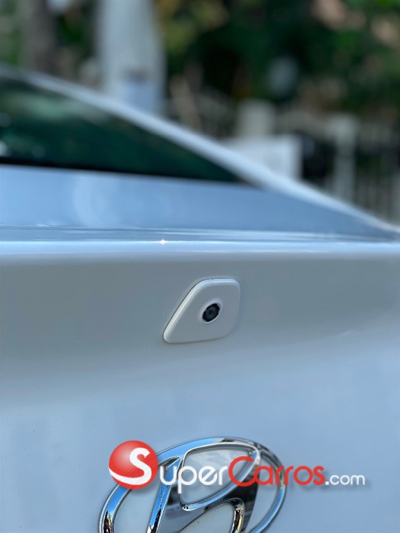 2020 Hyundai Elantra Value Edition — foto 10 / 10