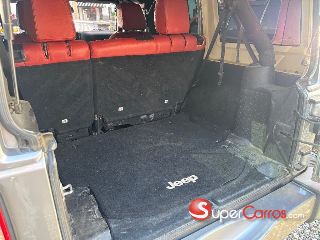 2015 Jeep Wrangler Unlimited Sport — foto 7 / 9