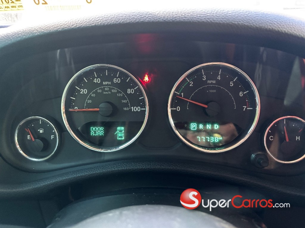 2015 Jeep Wrangler Unlimited Sport — foto 8 / 9