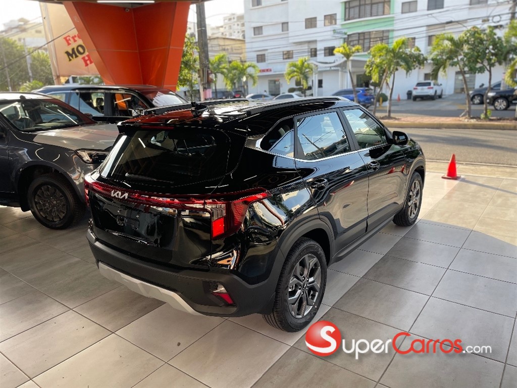 2027 Kia Seltos Luxury — foto 2 / 10