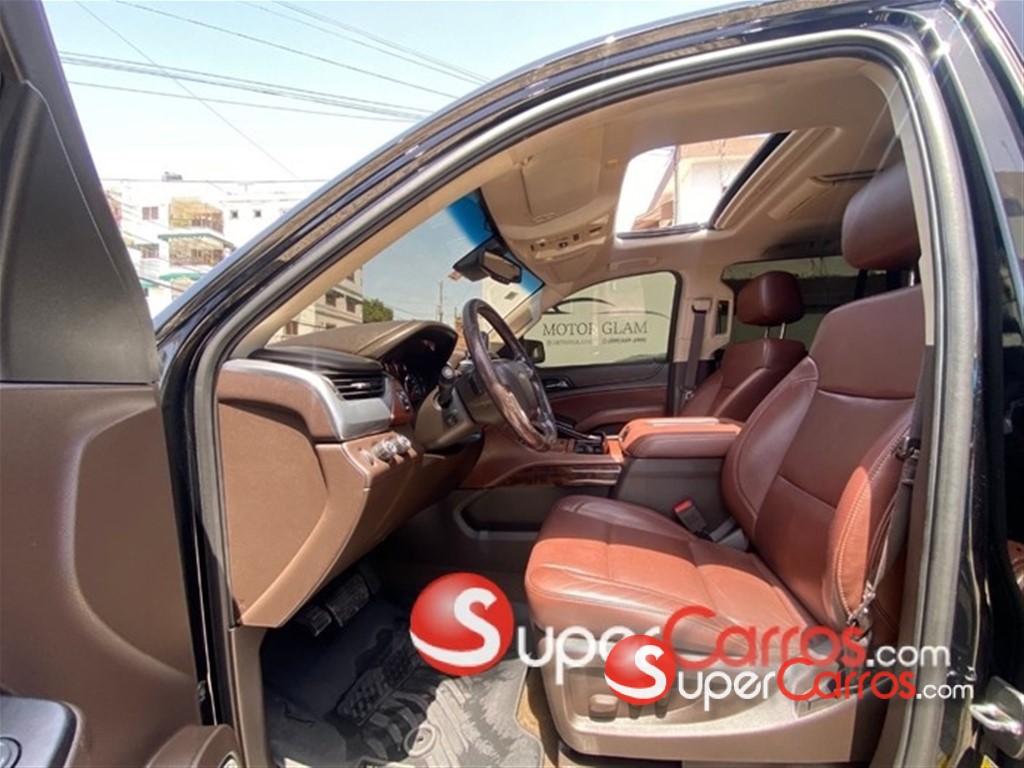 2016 Chevrolet Tahoe LTZ — foto 6 / 10
