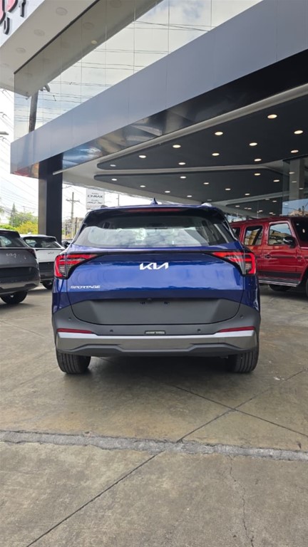 2027 Kia Sportage Sport — foto 5 / 12