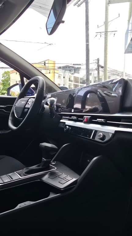 2027 Kia Sportage Sport — foto 8 / 12