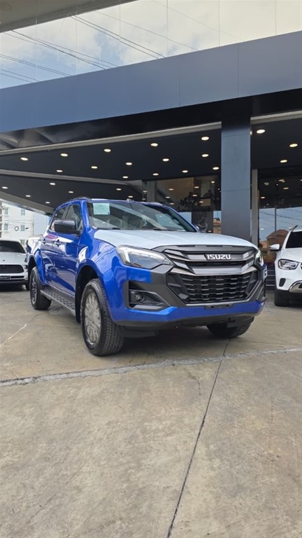 2027 Isuzu DMAX LSE — foto 2 / 8