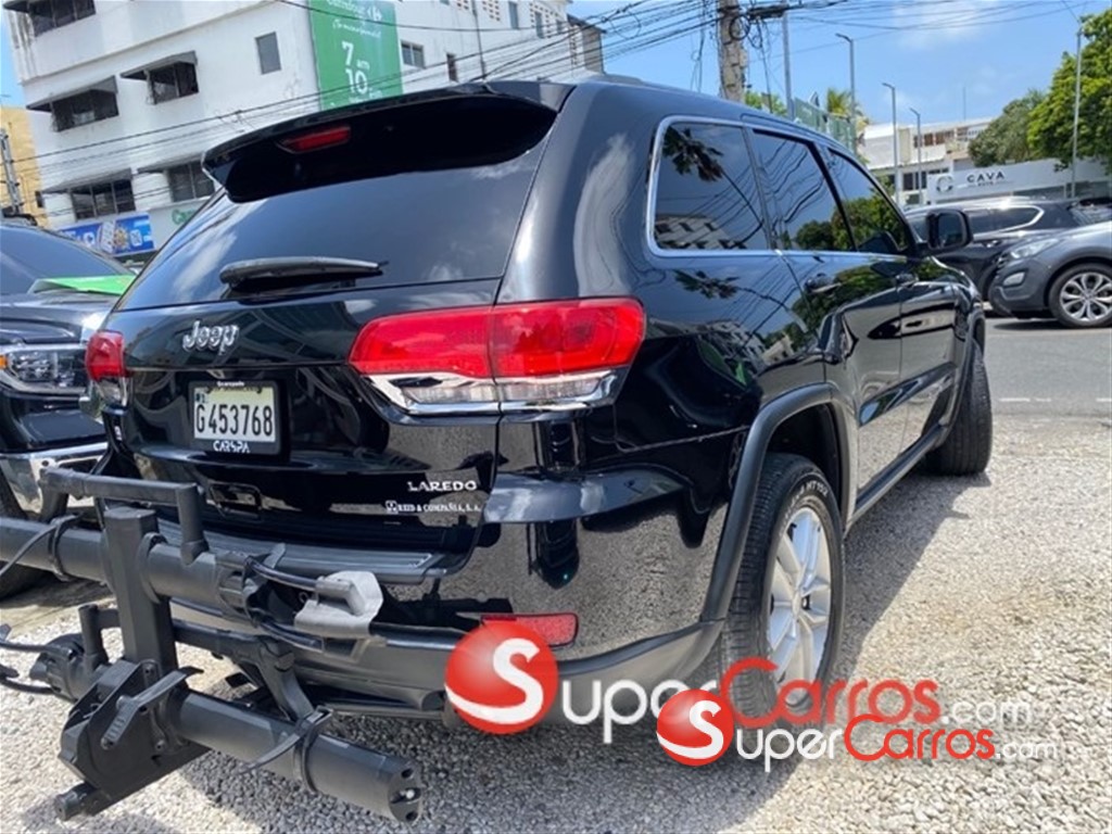 2018 Jeep Grand Cherokee Laredo — foto 3 / 12