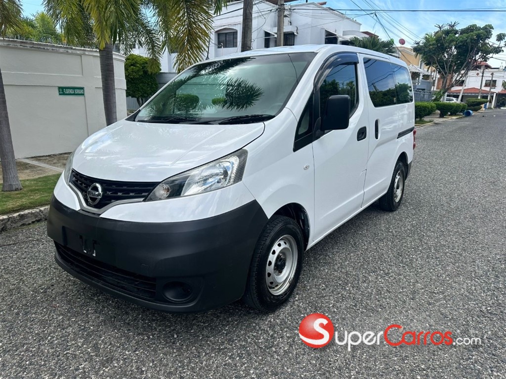 2020 Nissan NV 200