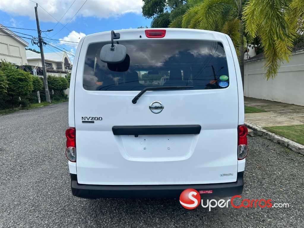 2020 Nissan NV 200 — foto 4 / 12