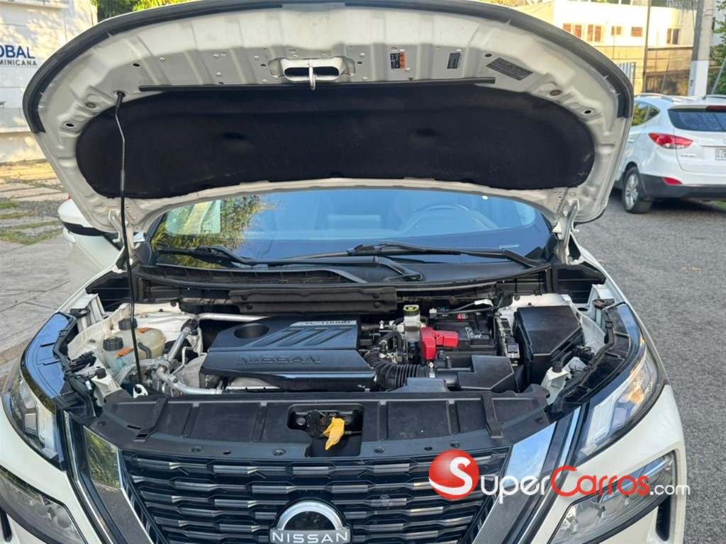 2023 Nissan Rogue SV — foto 9 / 12