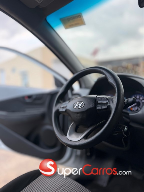 2021 Hyundai KONA SEL — foto 6 / 10