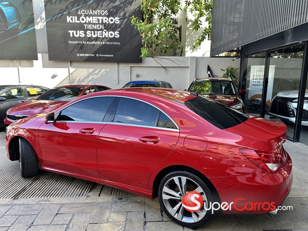 2016 Mercedes-Benz Clase CLA 180 — foto 3 / 12