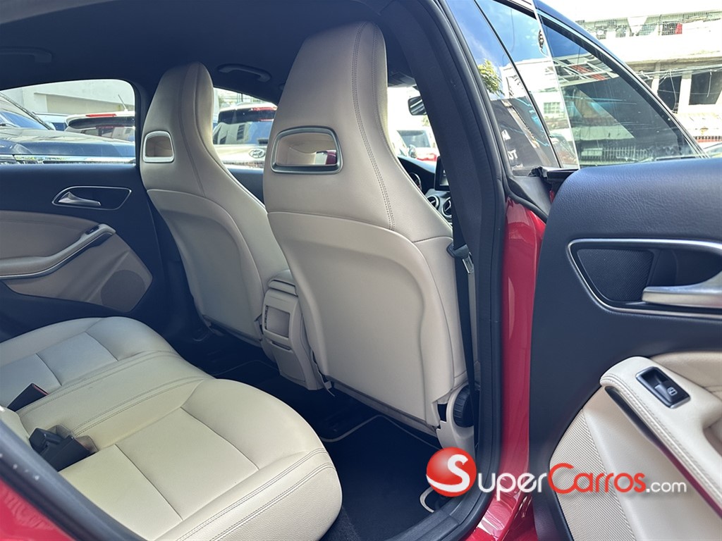 2016 Mercedes-Benz Clase CLA 180 — foto 6 / 12