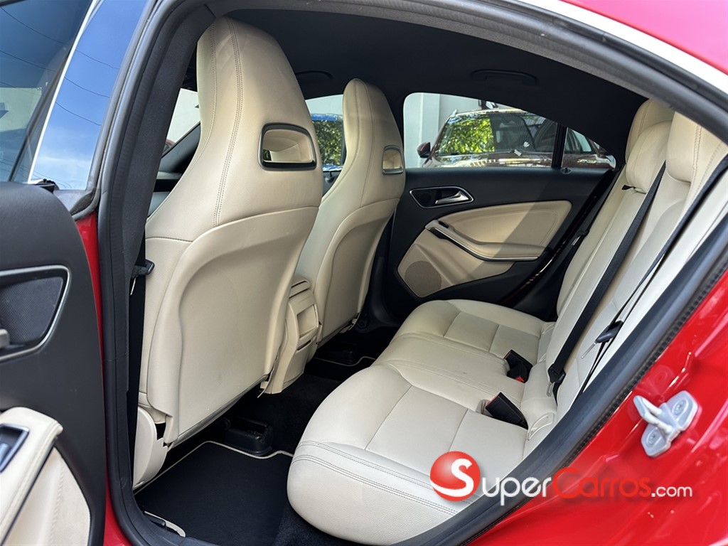 2016 Mercedes-Benz Clase CLA 180 — foto 11 / 12