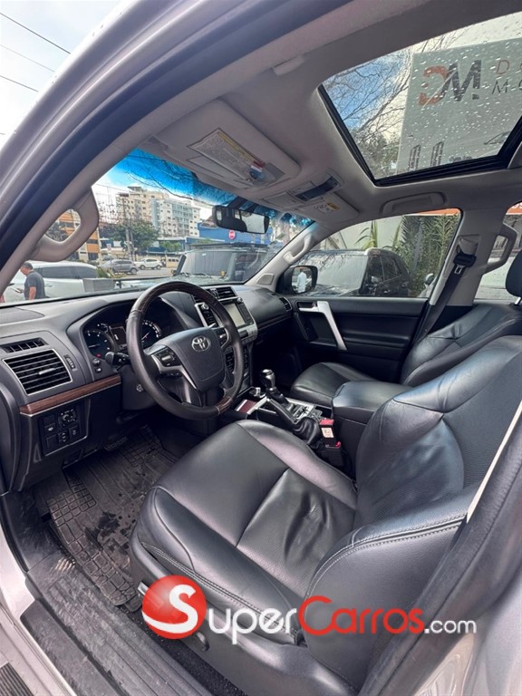 2020 Toyota Land Cruiser Prado VXL — foto 4 / 10