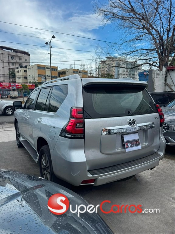 2020 Toyota Land Cruiser Prado VXL — foto 10 / 10