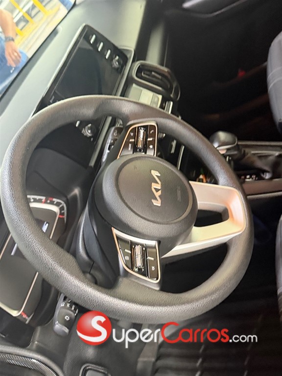 2025 Kia Sonet — foto 6 / 10
