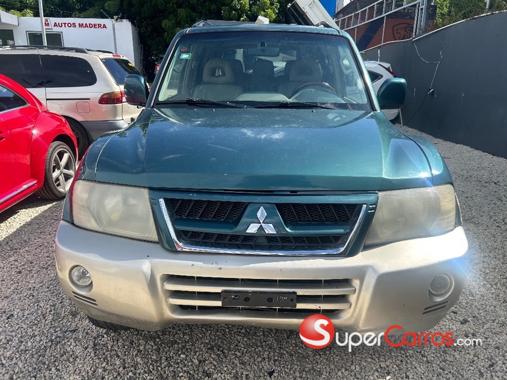 2003 Mitsubishi Motors Montero — foto 2 / 12