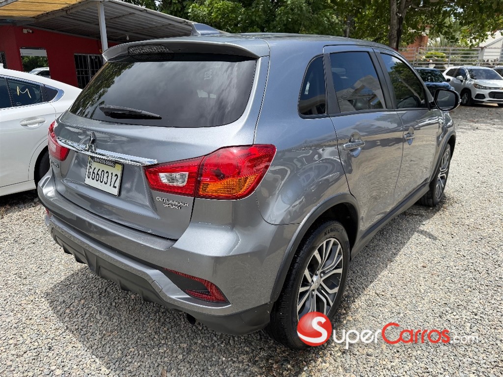 2018 Mitsubishi Motors Outlander Sport — foto 4 / 7