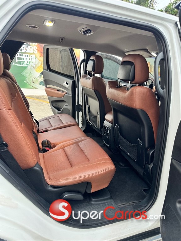 2017 Dodge Durango SXT — foto 10 / 12