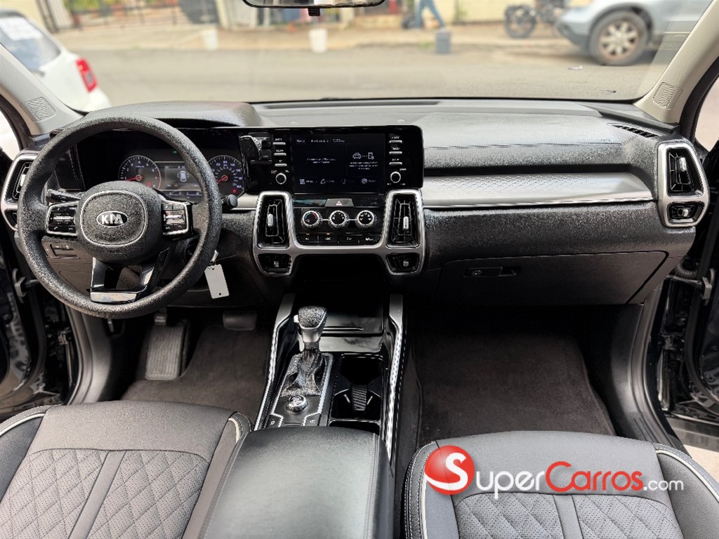 2021 Kia Sorento LX — foto 7 / 10