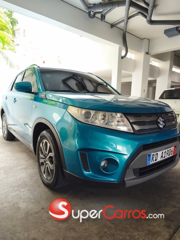 2017 Suzuki Vitara GLX — foto 8 / 12