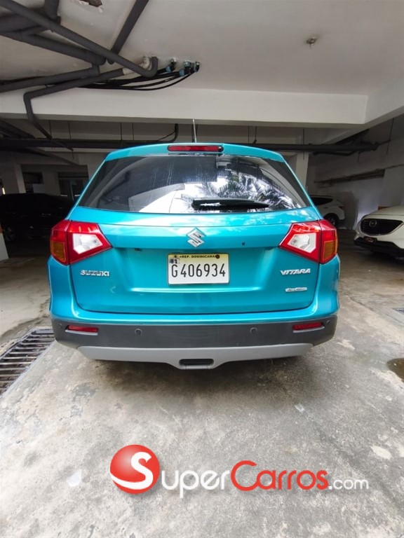 2017 Suzuki Vitara GLX — foto 11 / 12