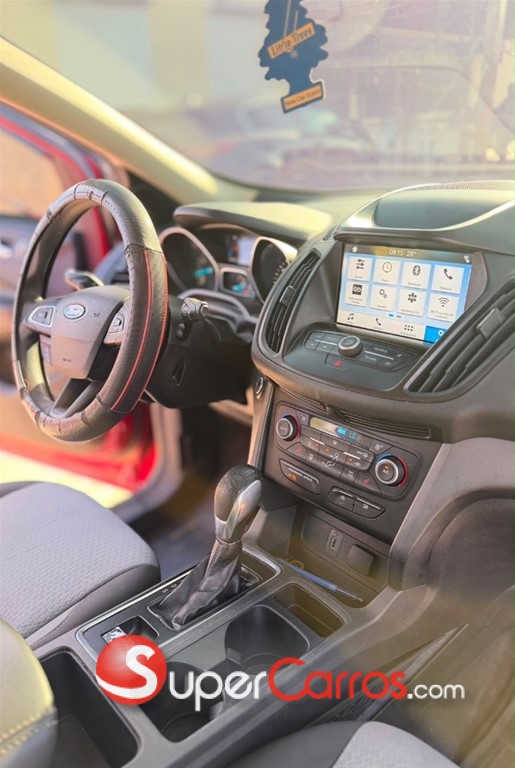 2019 Ford Escape — foto 4 / 10
