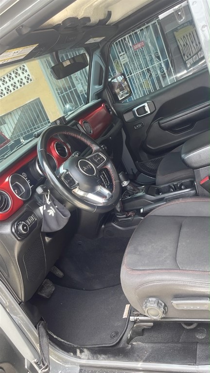 2021 Jeep Gladiator Rubicon — foto 10 / 12