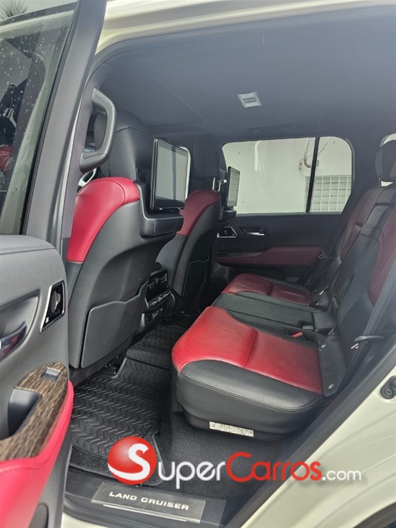 2023 Toyota Land Cruiser 70 ANIVERSARIO — foto 5 / 8