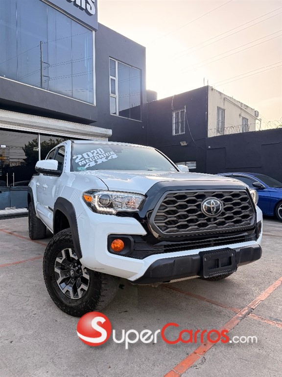 2020 Toyota Tacoma TRD OFF ROAD