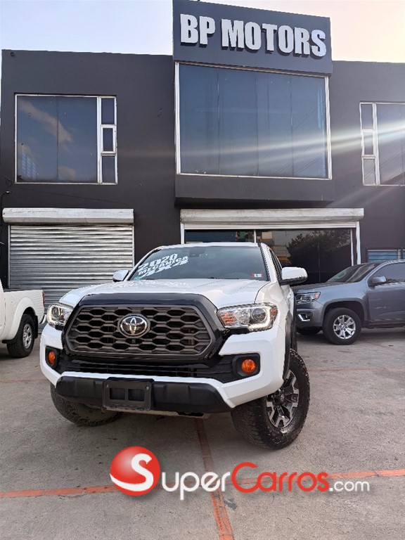 2020 Toyota Tacoma TRD OFF ROAD — foto 2 / 12