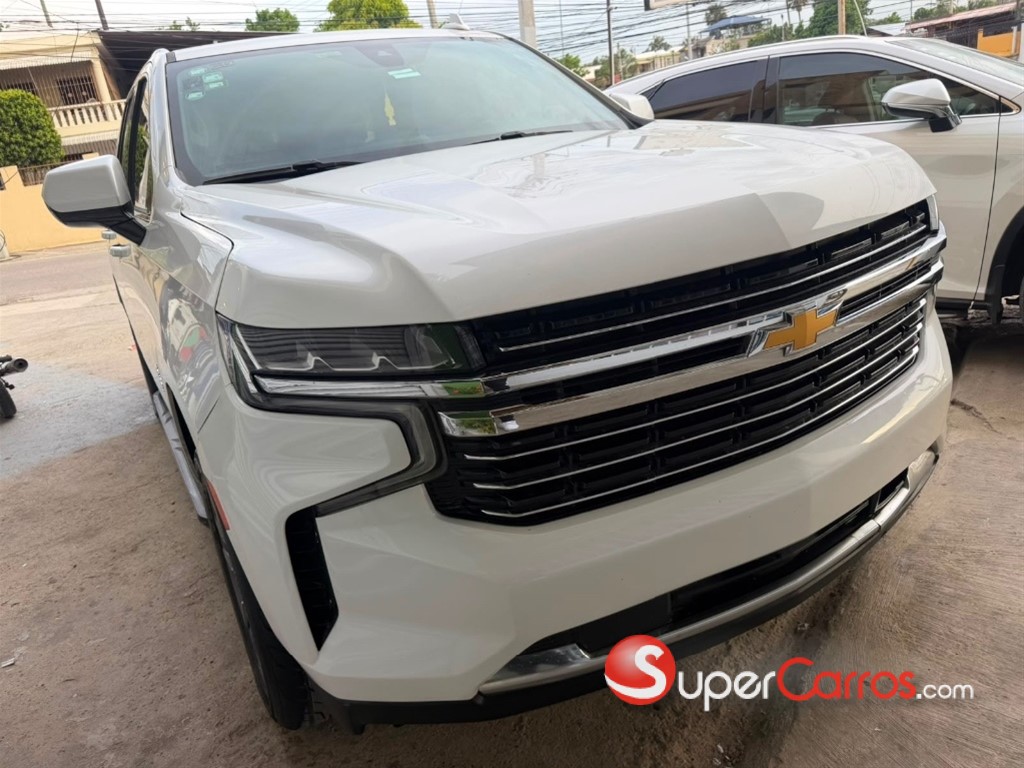 2022 Chevrolet Tahoe LT — foto 8 / 12