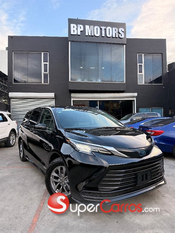 2021 Toyota Sienna LE — foto 3 / 11