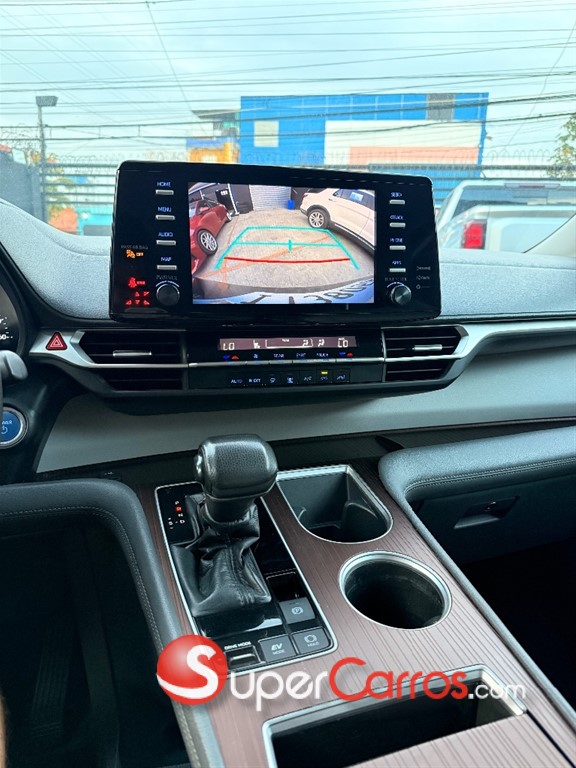 2021 Toyota Sienna LE — foto 8 / 11