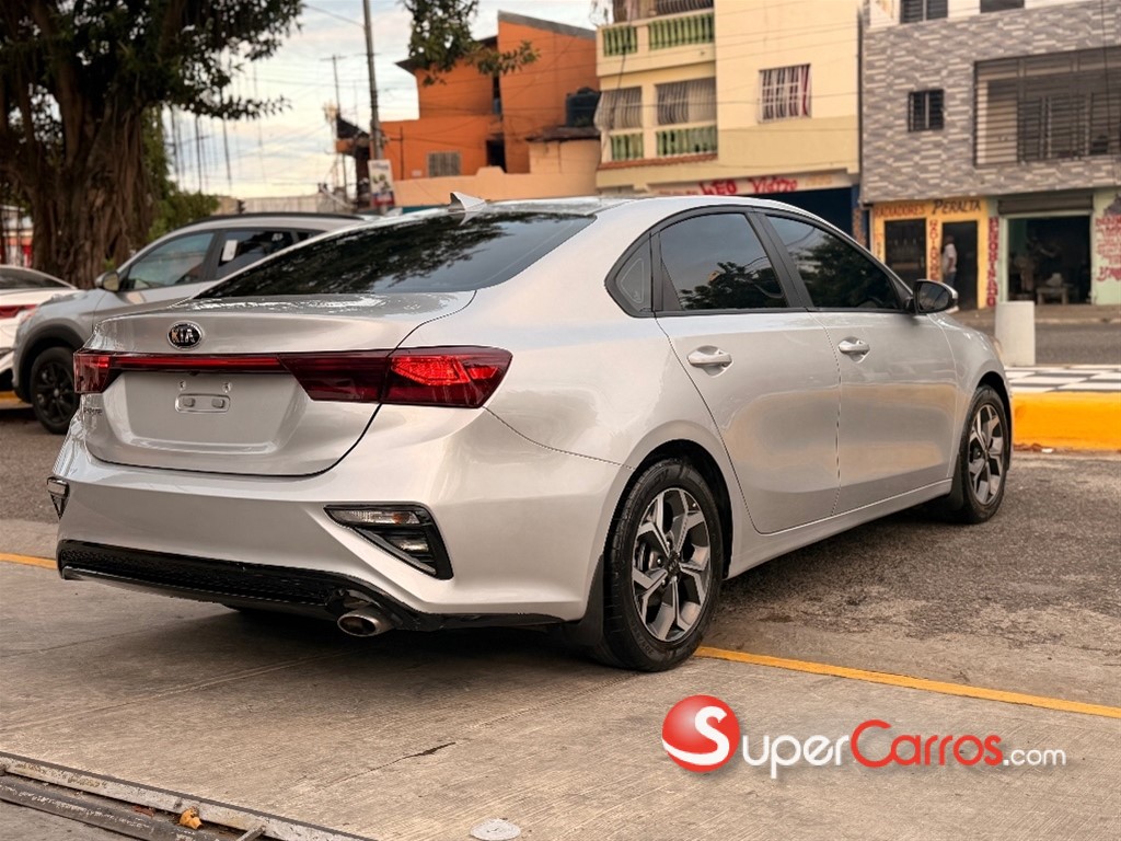 2020 Kia Forte LXS — foto 9 / 9