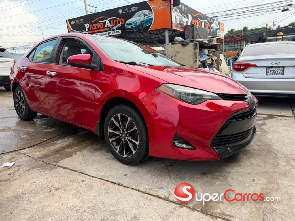 2018 Toyota Corolla LE — foto 3 / 12
