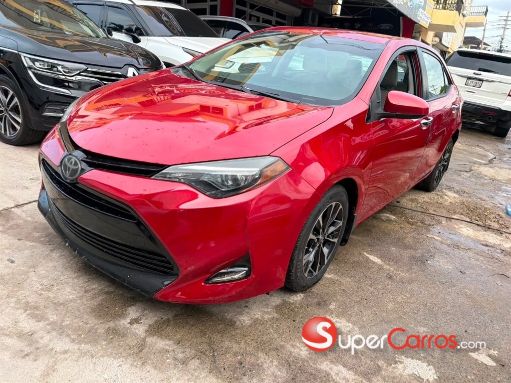 2018 Toyota Corolla LE — foto 6 / 12
