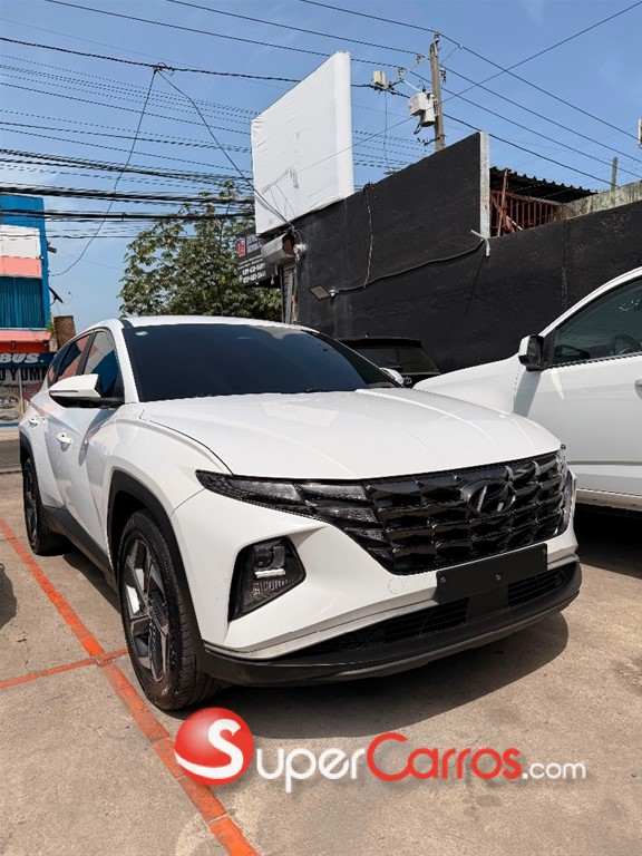 2021 Hyundai Tucson SEL Plus — foto 8 / 12