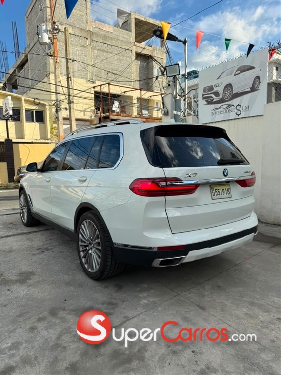 2022 BMW X 7 XDRIVE 40i — foto 3 / 9