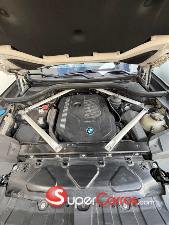 2022 BMW X 7 XDRIVE 40i — foto 8 / 9