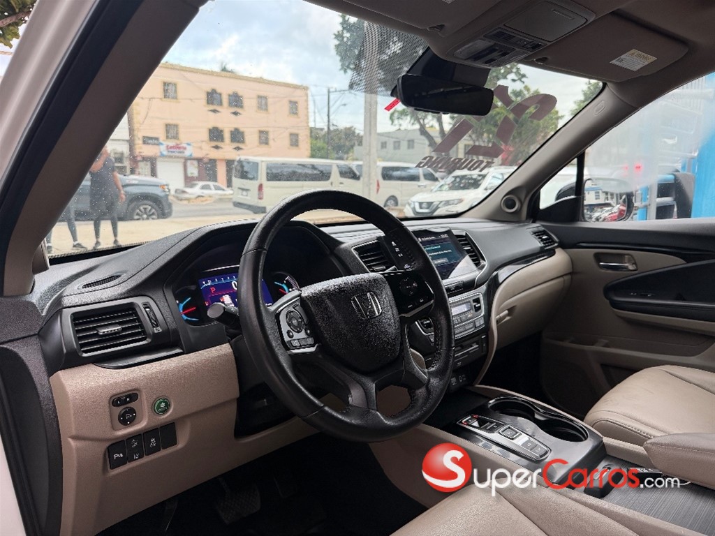 2021 Honda Pilot Touring — foto 4 / 12