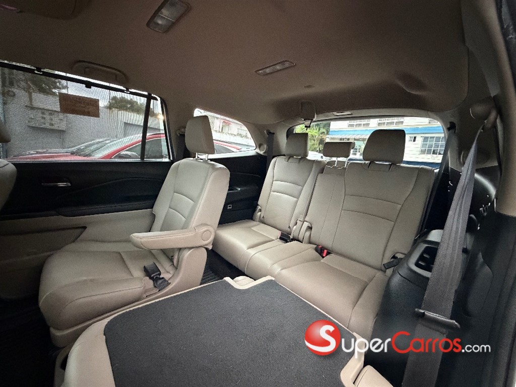2021 Honda Pilot Touring — foto 6 / 12