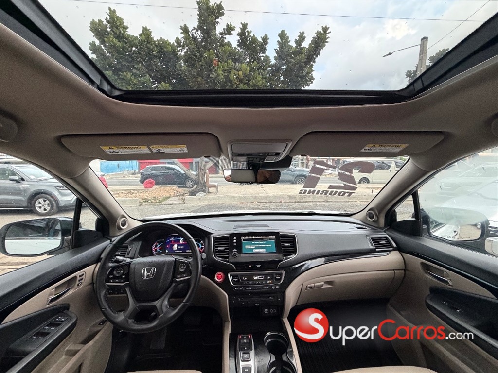 2021 Honda Pilot Touring — foto 8 / 12