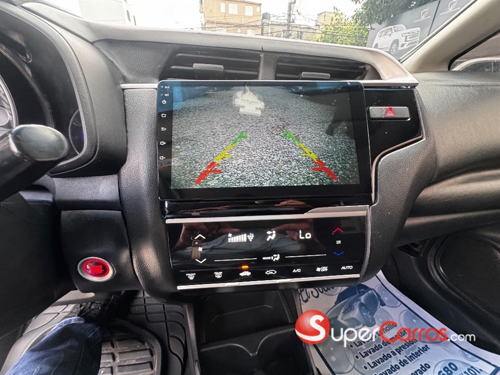 2018 Honda Fit LX — foto 5 / 9