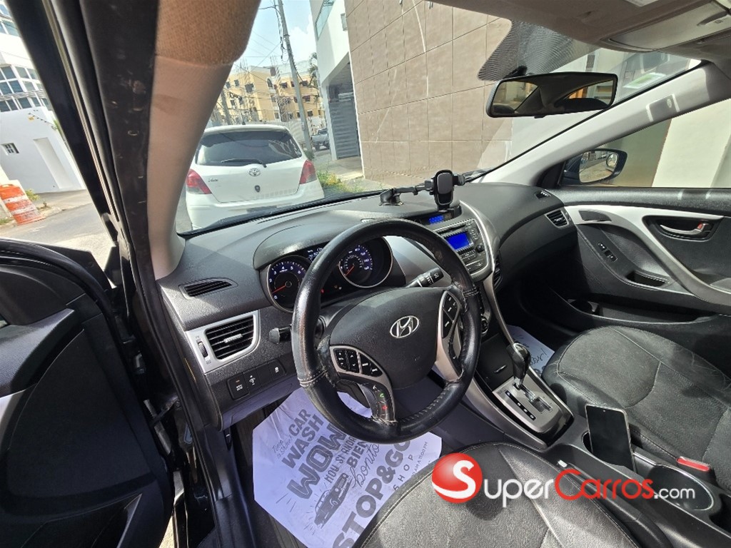 2013 Hyundai Elantra — foto 3 / 4