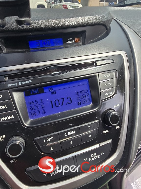 2013 Hyundai Elantra — foto 4 / 4