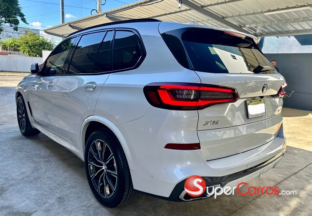 2020 BMW X 5 XDRIVE 40i — foto 3 / 12
