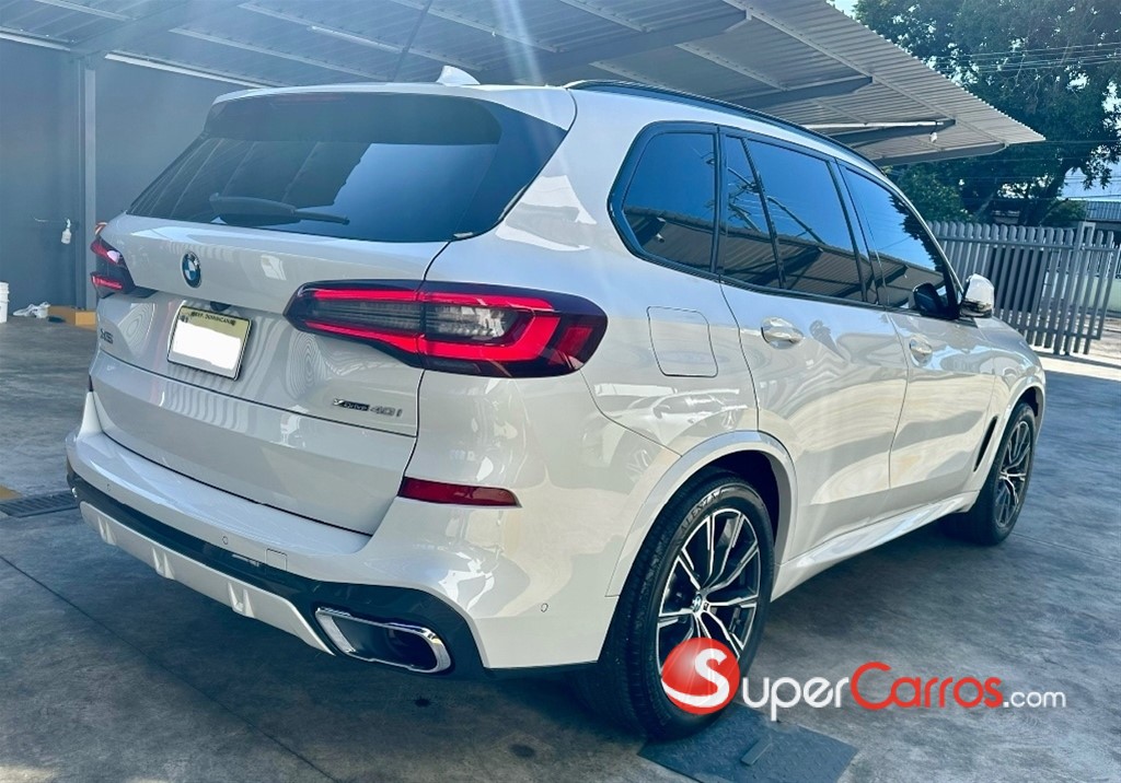 2020 BMW X 5 XDRIVE 40i — foto 4 / 12