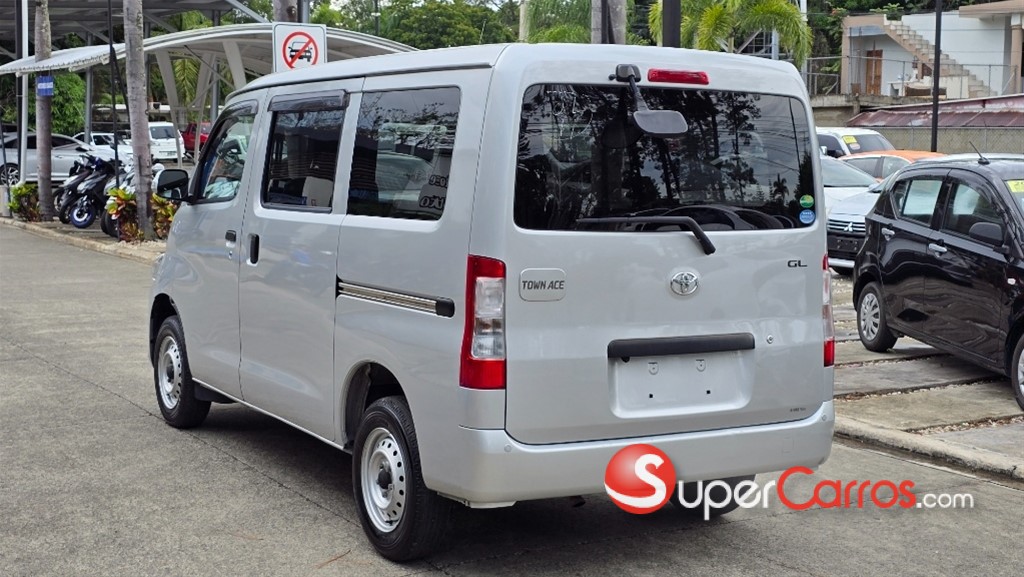 2020 Toyota Town-Ace — foto 5 / 12