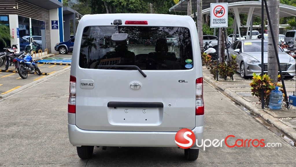 2020 Toyota Town-Ace — foto 7 / 12
